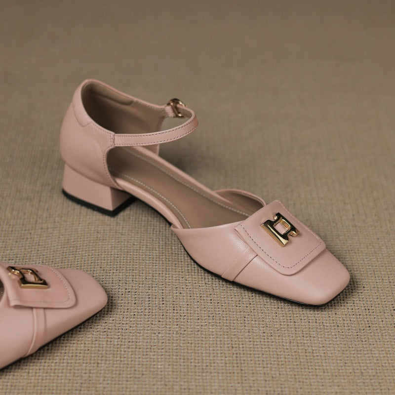Tove | Soft leather shoes with a polished buckle