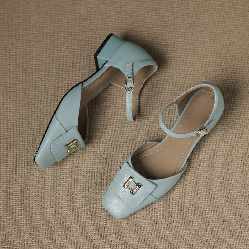 Tove | Soft leather shoes with a polished buckle