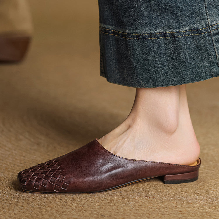 Birgitte | Genuine Leather Mules with a Pointed Toe