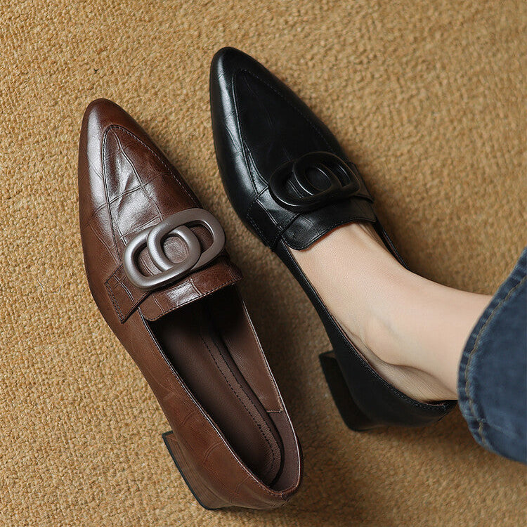 Alma | Pointed-toe shoes in leather with a block heel
