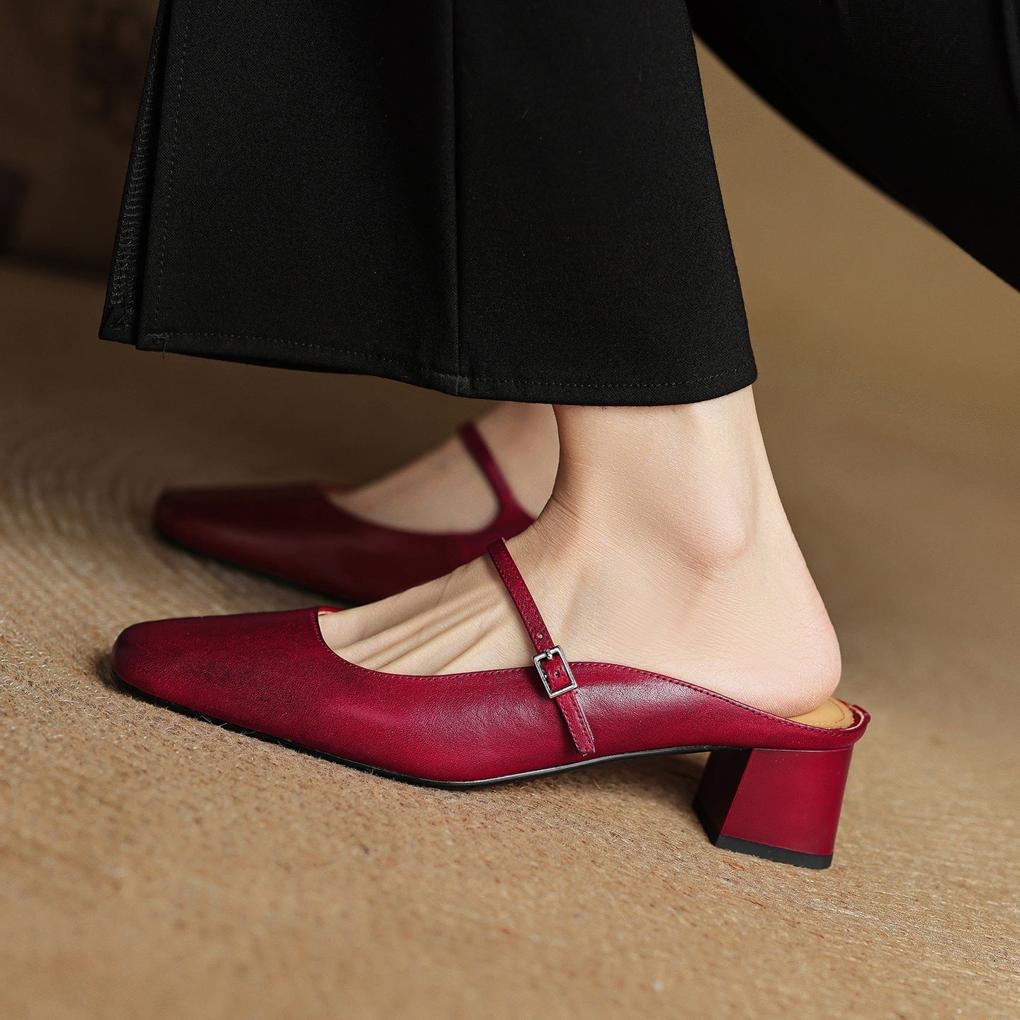 Karin | Classic Leather Mules – Comfortable Everyday Fit