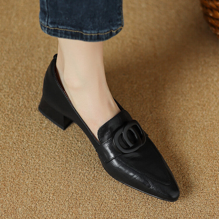 Alma | Pointed-toe shoes in leather with a block heel
