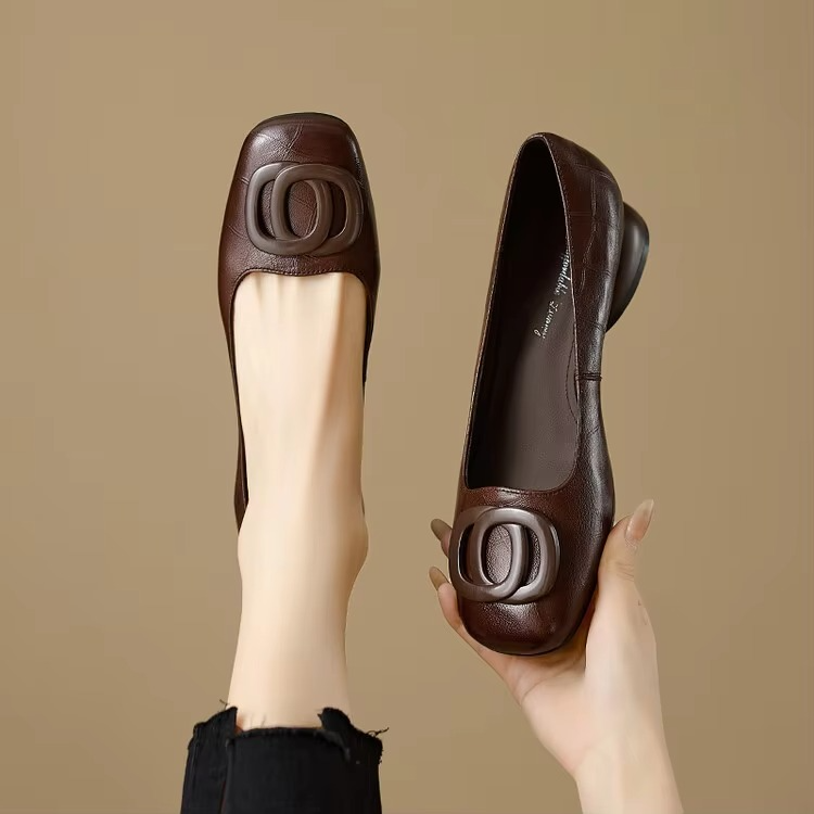 Annika | Timeless Leather Shoes with Character and Style