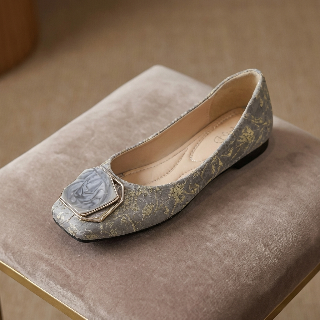 Mirte | Mesh ballerina shoes with geometric detailing in black