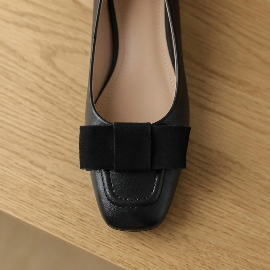 Anna | Soft leather ballerina flats with a bow detail in a rich colour